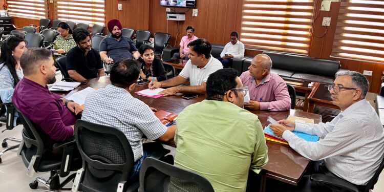 DC Kathua reviews progress of Rural Internet Connectivity under Digital Bharat Nidhi