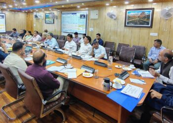 Jal Shakti Minister, Advisor to CM review I&FC sector of Kashmir Division