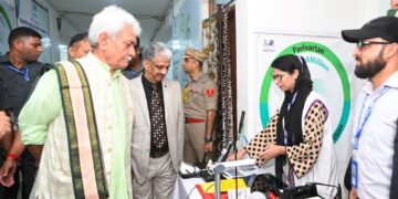 Lieutenant Governor Visits Voluntary Medicare Society, Interacts with Para Athletes