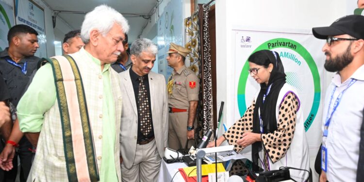Lieutenant Governor Visits Voluntary Medicare Society, Interacts with Para Athletes