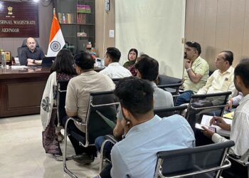 SDM reviews monsoon preparedness in Akhnoor subdivision