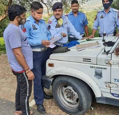 Traffic Police Rural Jammu registers FIR against PSV driver