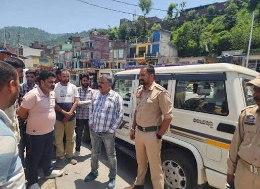 ARTO Rajouri conducts enforcement drive on Darhal route