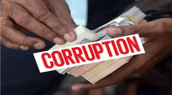 DC Jammu suspends official over bribery complaint, assures citizens of swift action against proven corruption charges