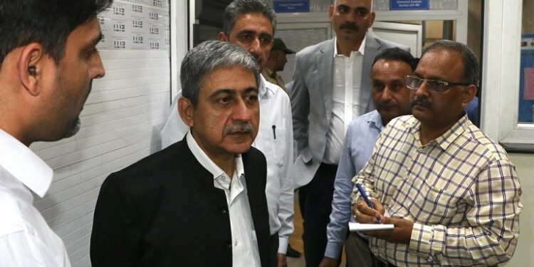 CEO, FSSAI reviews food testing facilities in J&K; assessed infrastructure, capacity enhancement measures