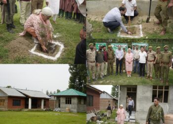 DC Bandipora leads Plantation, Swachhta 50-50 Drives across Sumbal on eve of Independence Day