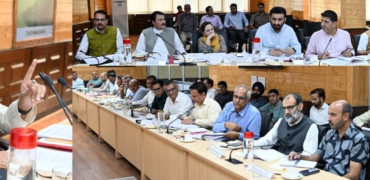 PAC reviews functioning, Audit Paras of PWD (R&B) department