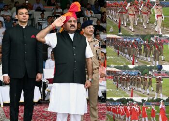 Deputy CM Surinder Choudhary hoists National Flag at M.A. Stadium Jammu on 80th Independence Day