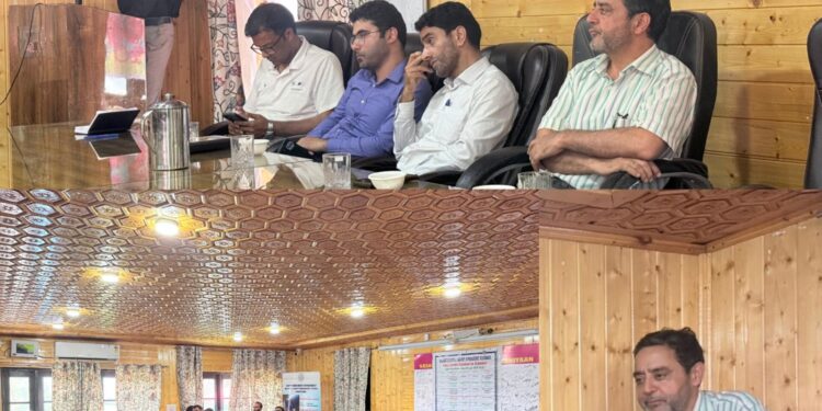 SHD organises ‘Kissan Ghoshti’ under ATMA at Town Hall Bandipora