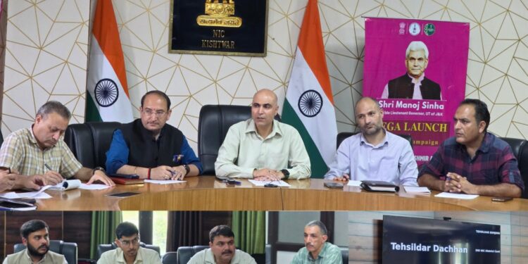 DC Kishtwar reviews preparations for Phase-II of Census 2027