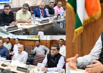 Chief Secy reviews Renewable Energy initiatives of Science & Tech Deptt