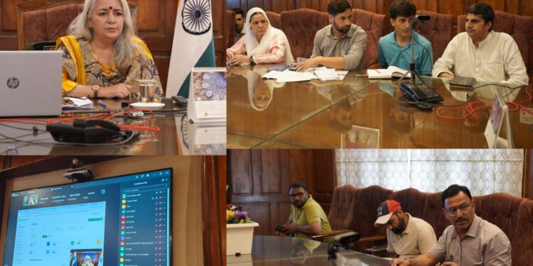 DC Bandipora reviews progress of Swachhta 50-50, Calls for public support to make Campaign a success