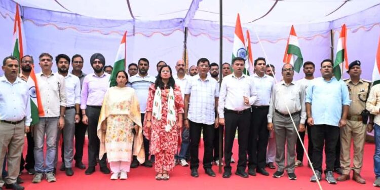 Patriotism in Motion: Har Ghar Tiranga Yatra promotes Spirit of National Pride at Samba