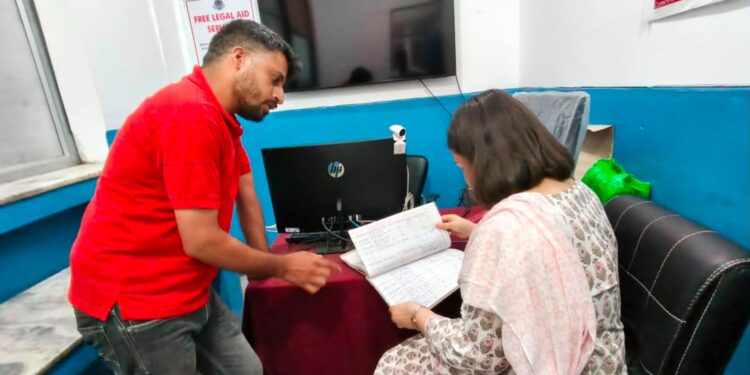 Secretary DLSA Jammu inspects Legal Aid Clinic at GMC