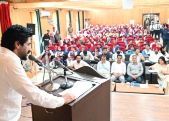 District Admin Baramulla hosts Vibrant Programme to Mark 150 Years of Vande Mataram, celebrate Har Ghar Tiranga spirit
