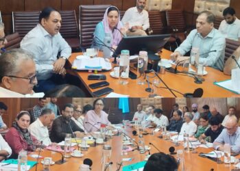 Sakeena Itoo reviews progress on implementation of various projects in Health, Education, Social Welfare Deptts.