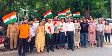 Registrar of Companies (ROC J&K) leads Tiranga Yatra at Bahu Plaza Jammu