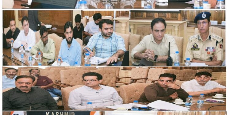 Div Com Kashmir chairs High-Level Meeting on Traffic Management System