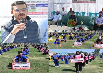 DC Kulgam inaugurates U-14, U-17 girls baseball Inter-District Divisional-Level Tournament