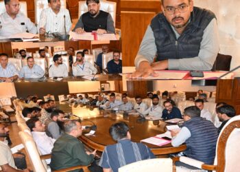 DC Kulgam reviews progress of Census 2027 of snow-bound areas