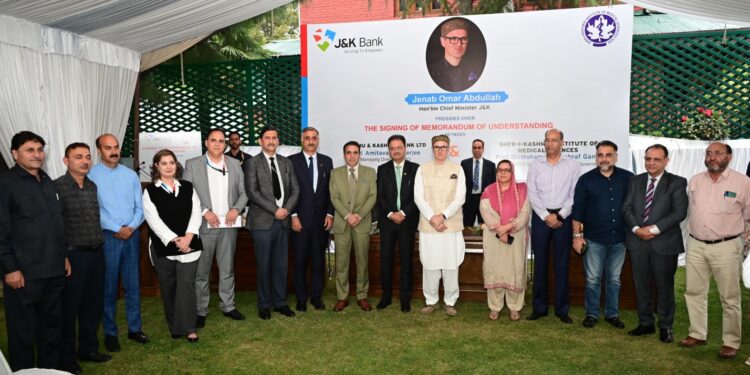 CM Omar Abdullah presides over MoU signing between SKIMS and J&K Bank