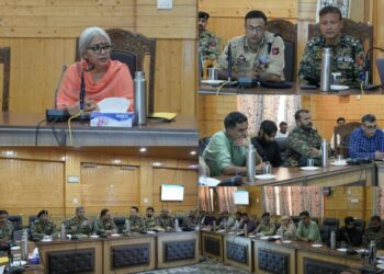 DC Bandipora reviews preparations for 3rd Edition of “BSF Wular Ultra Run 2026”