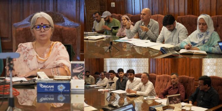 DC Bandipora reviews Winter Preparedness, directs timely stocking of Essential Items