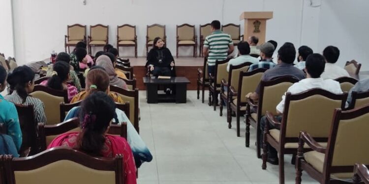 Secretary DLSA Jammu reviews performance of PLVs