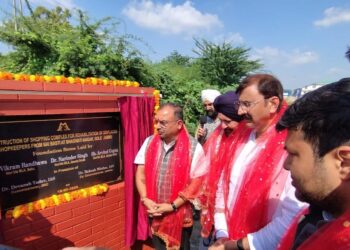 JMC lays foundation stone for 36 new shops at Bhagwati Nagar to rehabilitate displaced shopkeepers