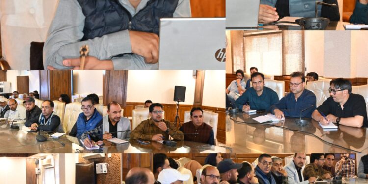 DC Kulgam discusses arrangements for Veshow Festival-2026