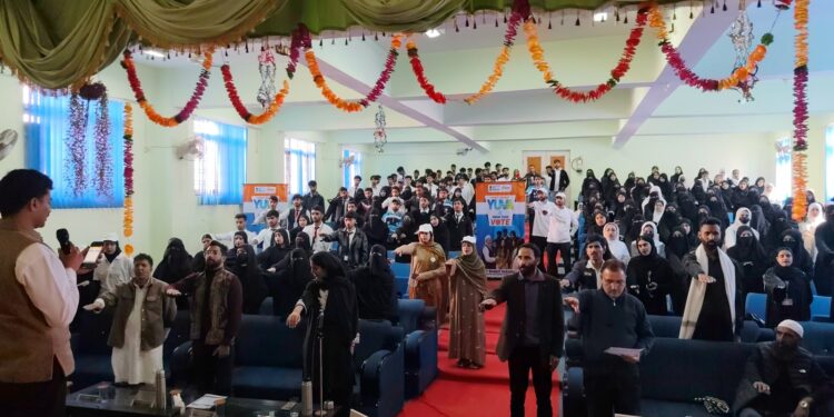 Yuva Samvaad in Uri: 250 Young Citizens Pledge to uphold Democratic Values