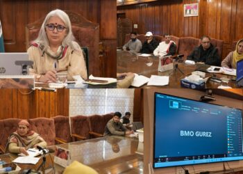 DC Bandipora reviews Winter Preparedness of Power, Health Departments