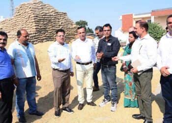 Director Agriculture Jammu reviews developmental activities in R.S. Pura Sub Division