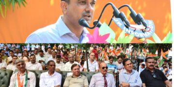 Div Com Jammu pays tributes to Mahatma Gandhi, Lal Bahadur Shastri on Gandhi Jayanti