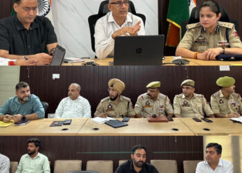 DC Kathua reviews functioning of iRAD/EDAR portal, PM Rahat Scheme