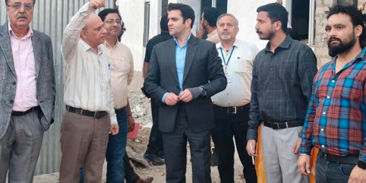 Mission Director reviews progress of PM-ABHIM, ECRP Projects in J&K; Stresses timely implementation