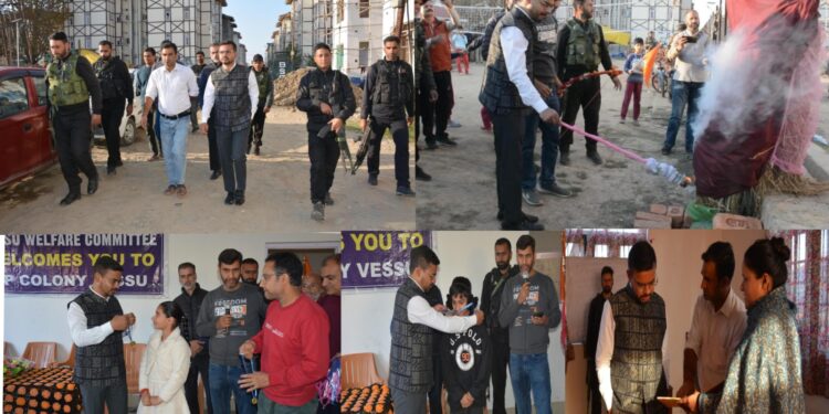 DC Kulgam attends Dussehra celebrations at K.P. Colony Vessu, extended greetings to residents