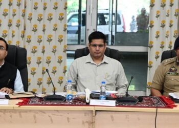 Divisional Commissioner Jammu visits Samba, Reviews Developmental works, welfare schemes