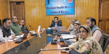 Prabhari Officer reviews TB Mukt Bharat Abhiyan in J&K