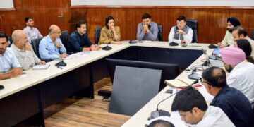 DDC Jammu reviews progress of works under various RDD schemes