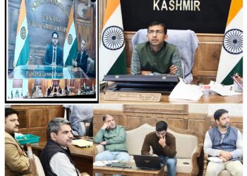 Div Com Kashmir Directs DCs to constantly review Agristack, SVAMITVA progress