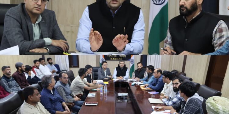 DC Ramban reviews progress of Jal Jeevan Mission, Stresses timely completion of works