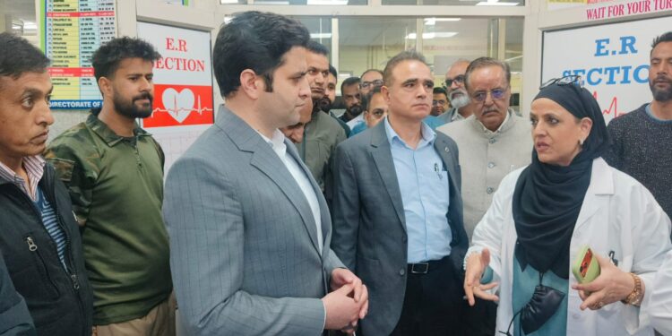 Mission Director NHM conducts Monitoring Visit to Health Care Institutions of Ganderbal