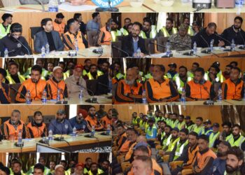 Civil Defence Volunteers training programme begins in Pulwama