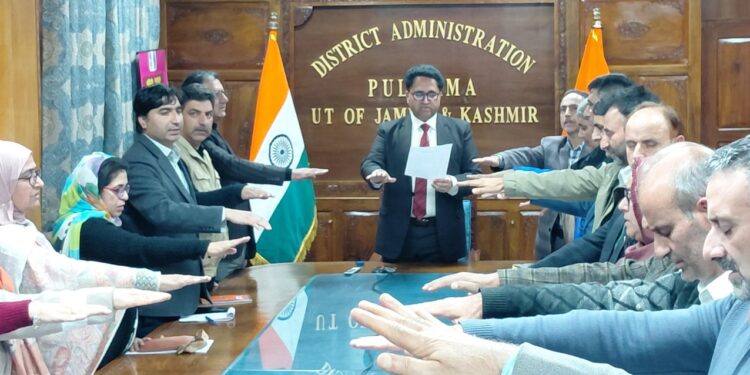 Integrity Pledge ceremony held at DC Office Pulwama