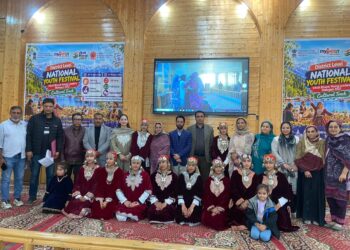 Director Colleges reviews facilities at Various City Colleges