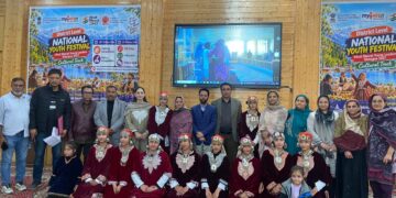 Director Colleges reviews facilities at Various City Colleges