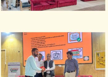 FDA in collaboration with M/S NASVI conducts FoSTaC Training for Street Food Vendors in Anantnag