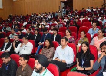 Lieutenant Governor Addresses Valedictory Session of J&K GCC Summit 2026