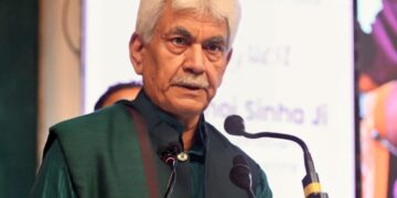 Lieutenant Governor Felicitates Artisans at Pashmina Artisan Awards 2026